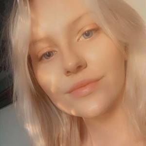 Meet your Posher, Sally